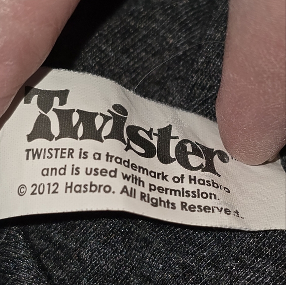 Vintage Old Navy Collectabilitees Twister Graphic Tee “I ♥ Knotty Games” Hasbro - Picture 4 of 6